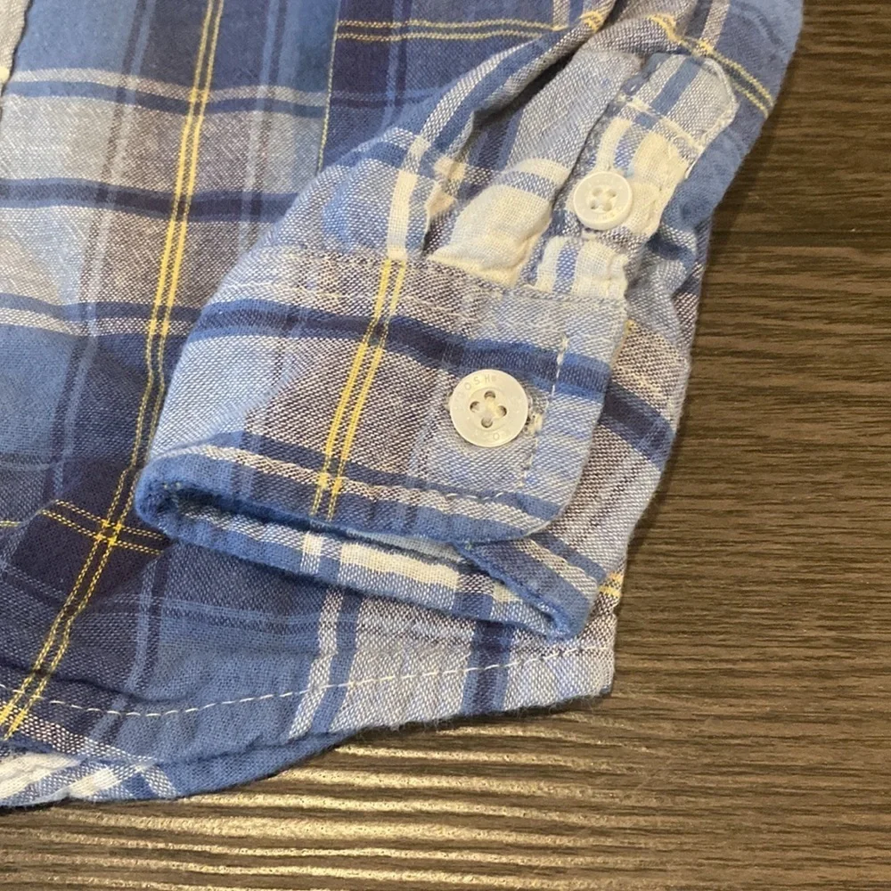 Osh Kosh button down long sleeve flannel. Size 2T. Blue/white plaid.